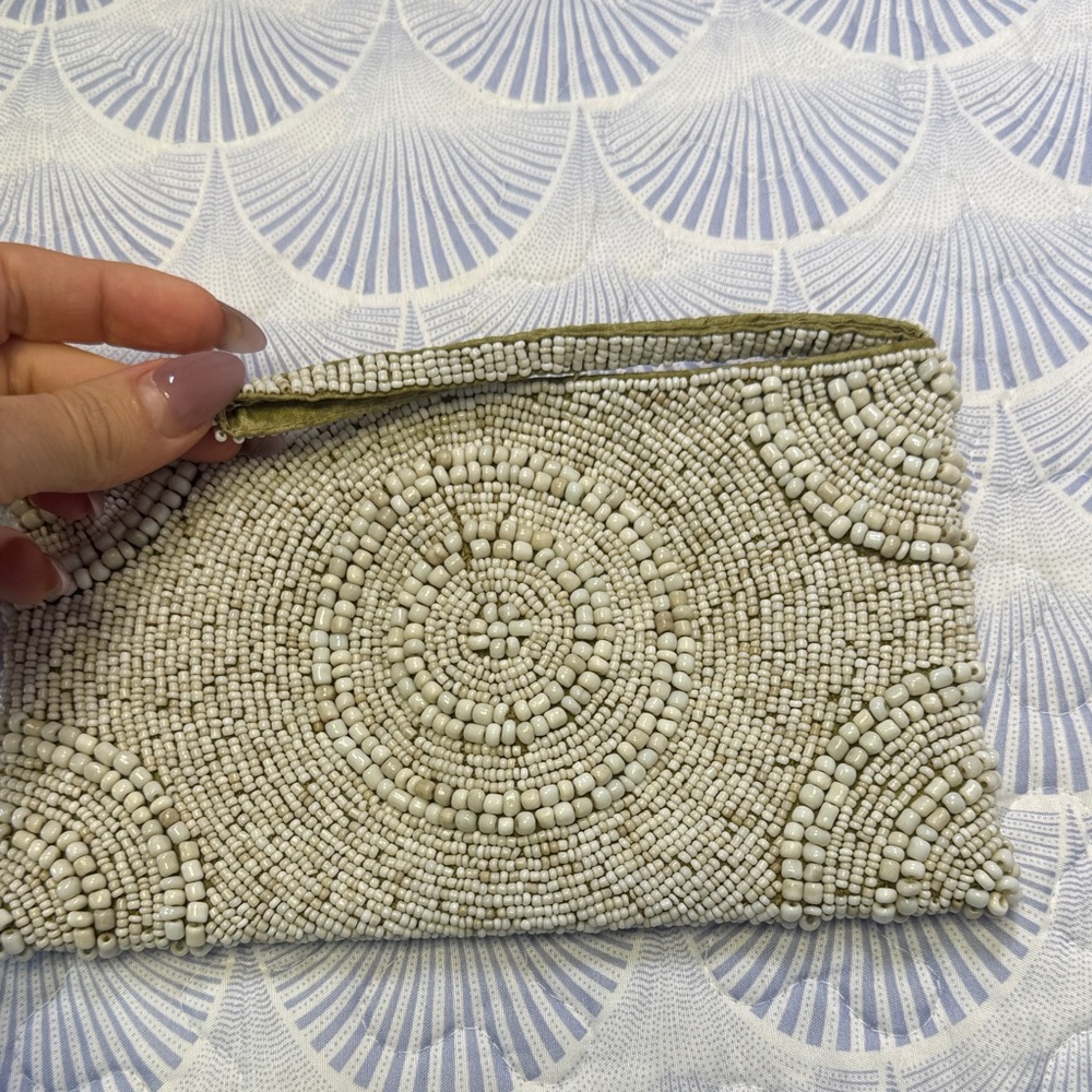 🏝️ Tommy Bahama Beaded Wristlet Clutch - Picture 6 of 8